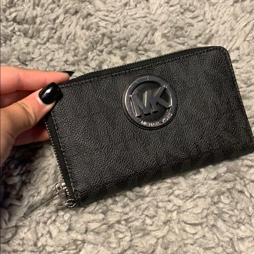 Michael Kors wallet